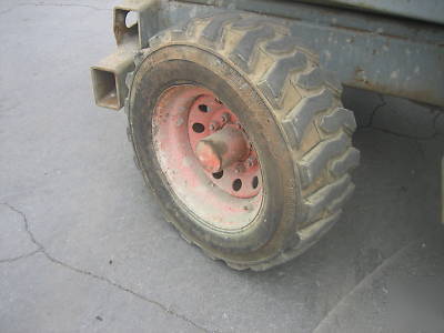 1999 skyjack #8241 4WD 47'scissor lift rough terrain,hd