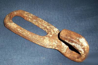 Antique cast iron farm implement tractor hitch