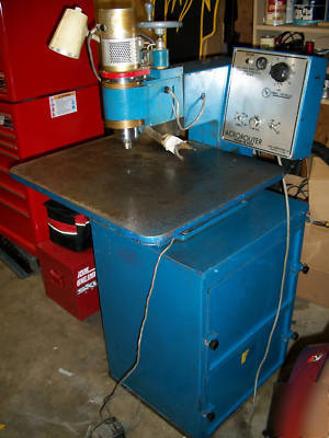 Precision pin router