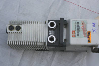 Varian dual stage rotary vane vacuum pump sd-451