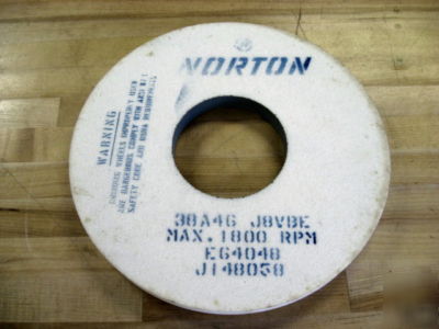 New 14X1X5 38A46J8VBE norton grinding wheels $68.70EA