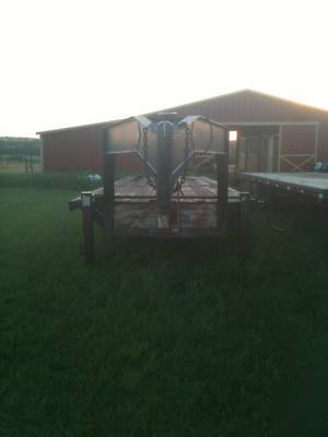 30' flatbed gooseneck trailer