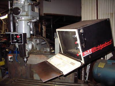 Bridgeport V2XT cnc 3 axis milling machine w/ tooling