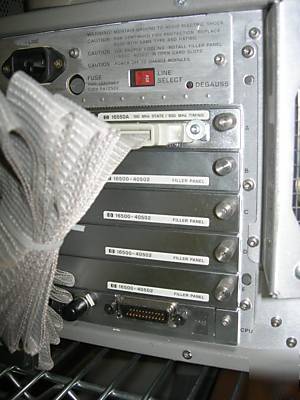 Agilent/hp 16500B logic analysis system w/accessories 