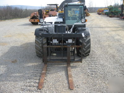 2006 bobcat V518 telescopic forklift
