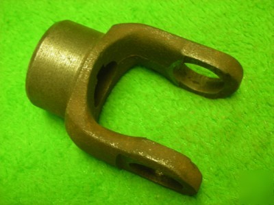 End yoke straight round shaft u-joint 7/8