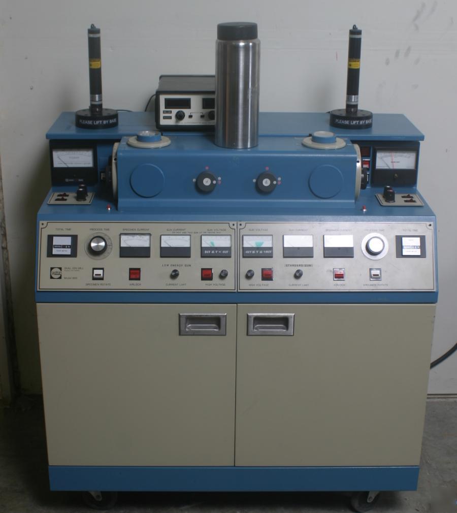 Gatan 600 tmpa dual ion mill