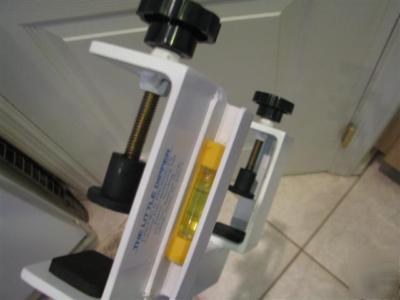 Invert measuring tool