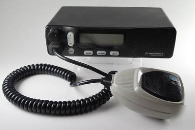 Motorola M1225LS uhf mint M1225