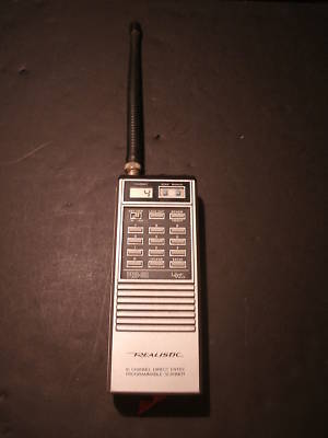 Realistic pro-38 10 channel hand held scanner - working