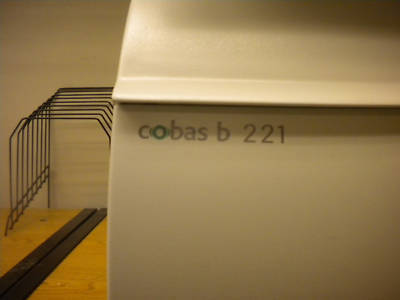 Roche cobas B221 blood gas analyzer