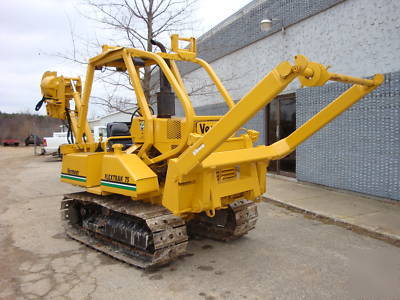 Vermeer flex track 75 utility plow, ditch witch, case