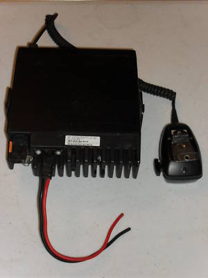 Motorola radius GM300 uhf 8 chan 25 watt 438-470 mhz 