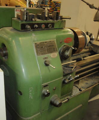 Okuma 10X40 type ls lathe, 85-1800RPM, lots of tooling 