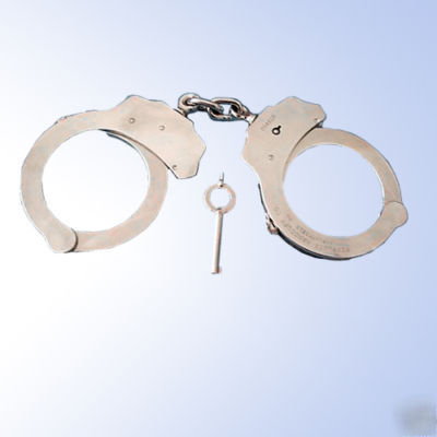 New peerless police nid model 700 chain link handcuffs