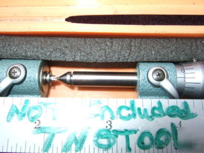 New thread micrometer mitutoyo 126-137 w/anvils ovr 800 