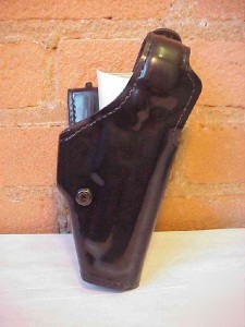 Safariland model 200 duty holster for s&w 39, 59, 411..