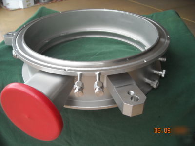 Semiconductor industry vertical vacuum flange