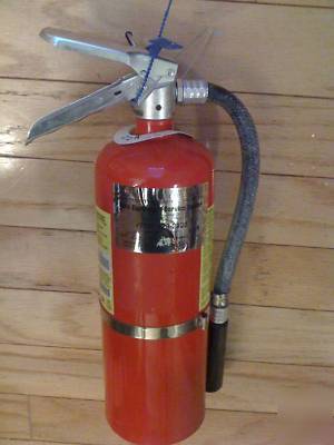 Amerex 5 lb abc dry chemical fire extinguisher nfpa 