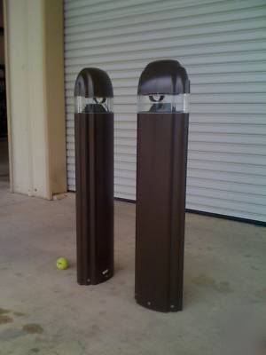 Invue bollard light fixtures