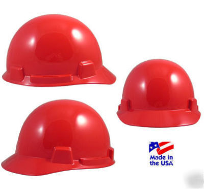 Msa smoothdome slotted cap hard hat with fas-trac red