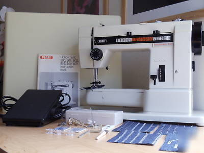Pfaff industrial strength heavy duty sewing machine