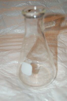 Pyrex 1L filtering flask with sidearm tubulation #5340