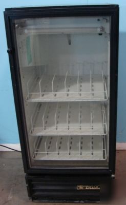 True gdm-10 single door display bottle cooler