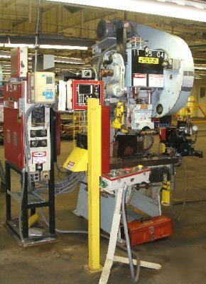 Niagara M35 obi flywheel punch press