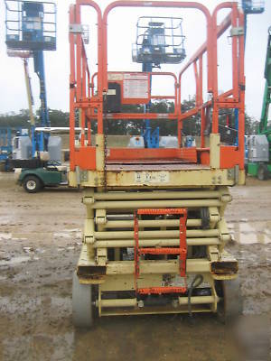 2002 jlg 2646E2 scissor lift 32' work hgt,price reduced