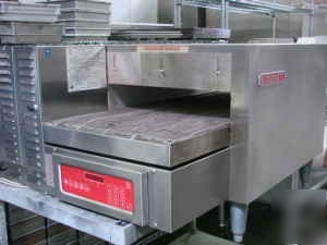 Blodgett pizza conveyor oven model MT1828