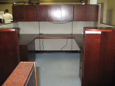 Beautiful used steelcase cubicles in good condition