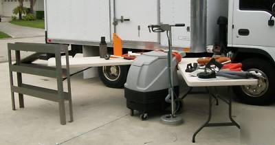 Complete carpet/floor cleaning service, incl. truck
