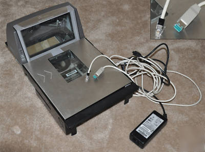 Magellan 8200 - never used w/power and usb data cable