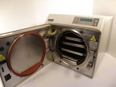 Midmark M11 sterilizer autoclave dental/tatoo/medical