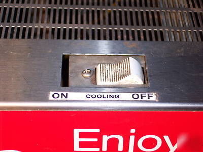 5-flavor soda fountain pop dispenser, with cooling sys.