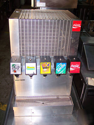 5-flavor soda fountain pop dispenser, with cooling sys.