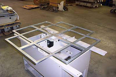 180 degree lift and turn iron cross style turntable,