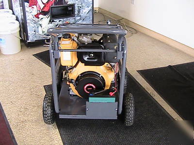 Pressure washer 10HP diesel engine 3.0 gpm @ 3200 psi 