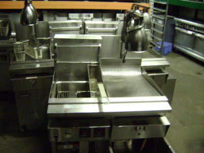 Keating electric fryer w/ dump & filtration system