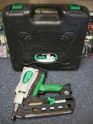 Hitachi 90 gr framing nailer. 