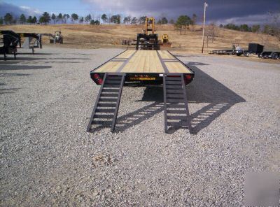 New '10 gooseneck equipment trailer 45' straight deck
