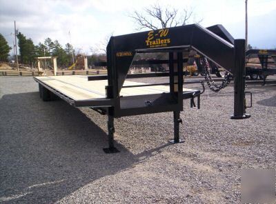 New '10 gooseneck equipment trailer 45' straight deck