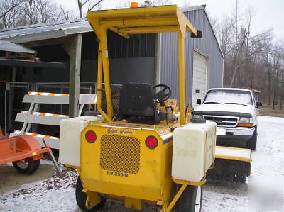 Broce power broom, towable