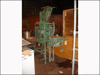 Stone container open mouth bagger 
