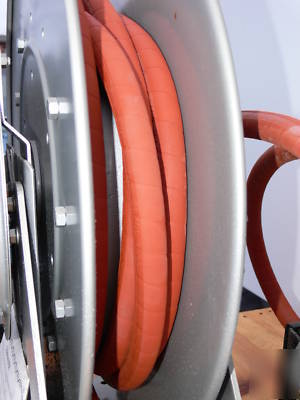 Strahman spring rewind hose (hannay) reels/spray nozzle