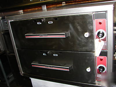 Wittco 2 drawer enclosed food warmer 