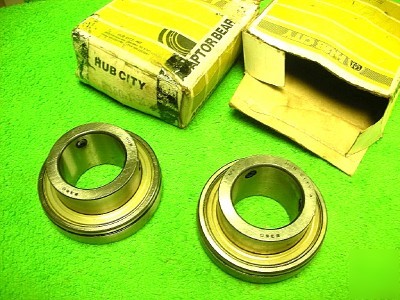 2 hub city B350 x 1-3/4 mounted bearing insert