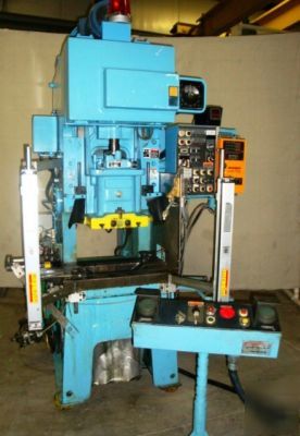 39 ton amada gap press 3.15