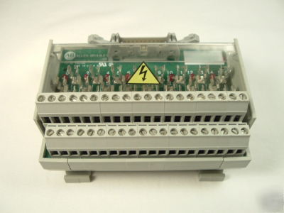 Allen bradley slc 500 1492-IFM20F-F24-2 interface, used